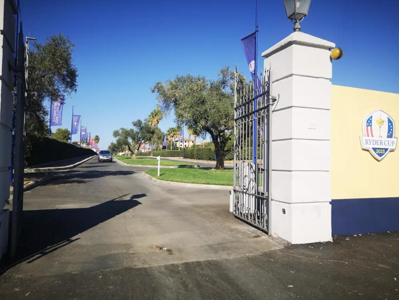 Holidays Homes Rome Golf Appartamenti Marco Simone Aeb 外观 照片